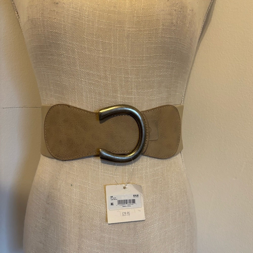 Altar’d State Tan Belt with Silver Horseshoe